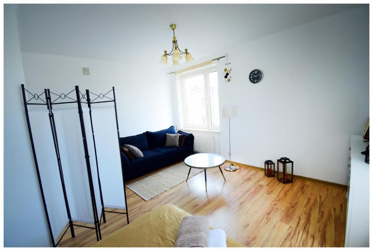 Color24 Apartament VI Сталёва-Воля Экстерьер фото